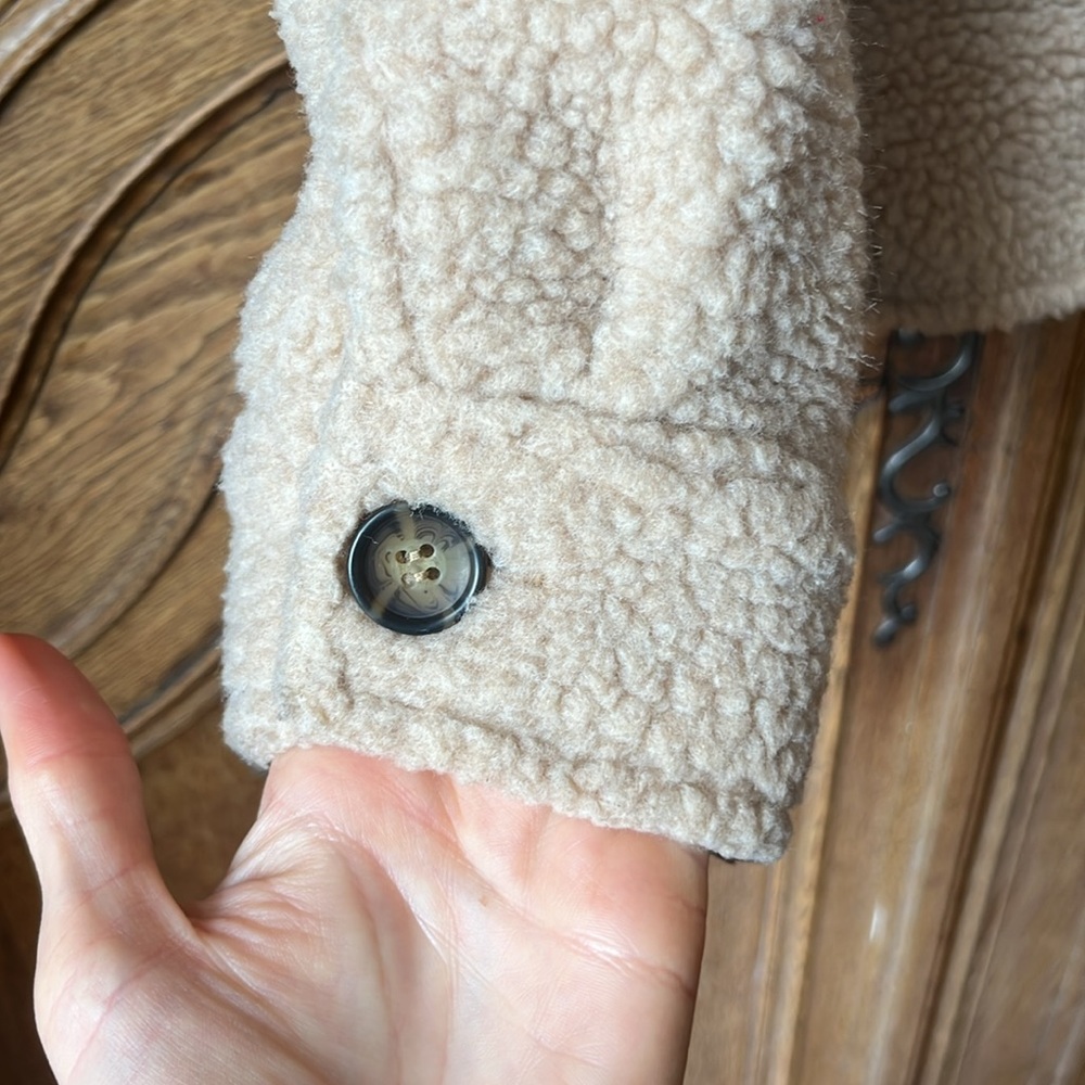 Urban Outfitters Fuzzy Coat - Picture 5 of 10